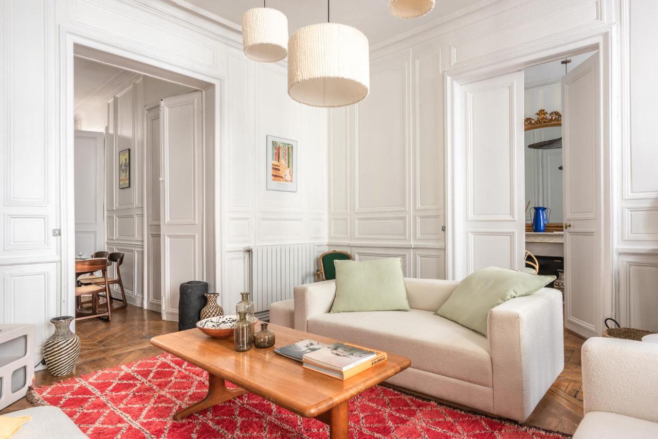 Outstanding Parisian Flat In Heart Of Paris Center Apartment Exterior photo