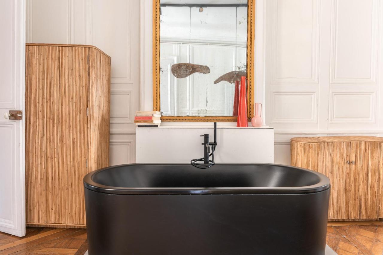 Outstanding Parisian Flat In Heart Of Paris Center Apartment Exterior photo